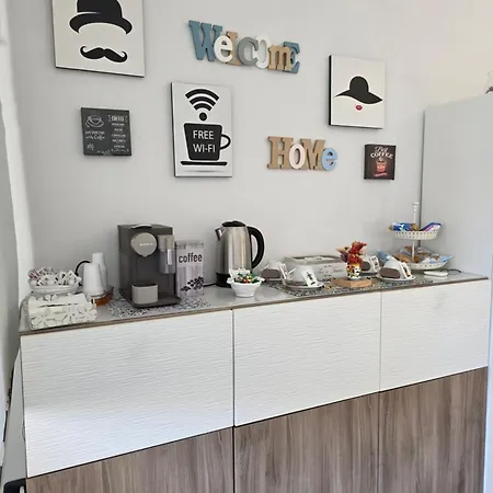 Visit Couette-café